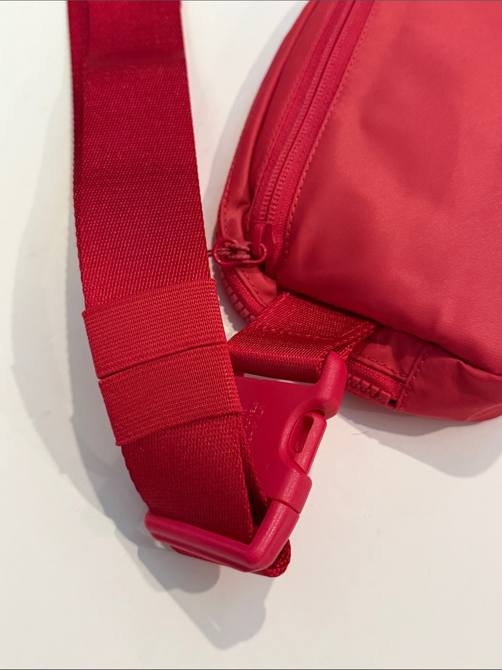 NWOT Lululemon Everywhere Belt Bag Hot Pink - Picture 13 of 13